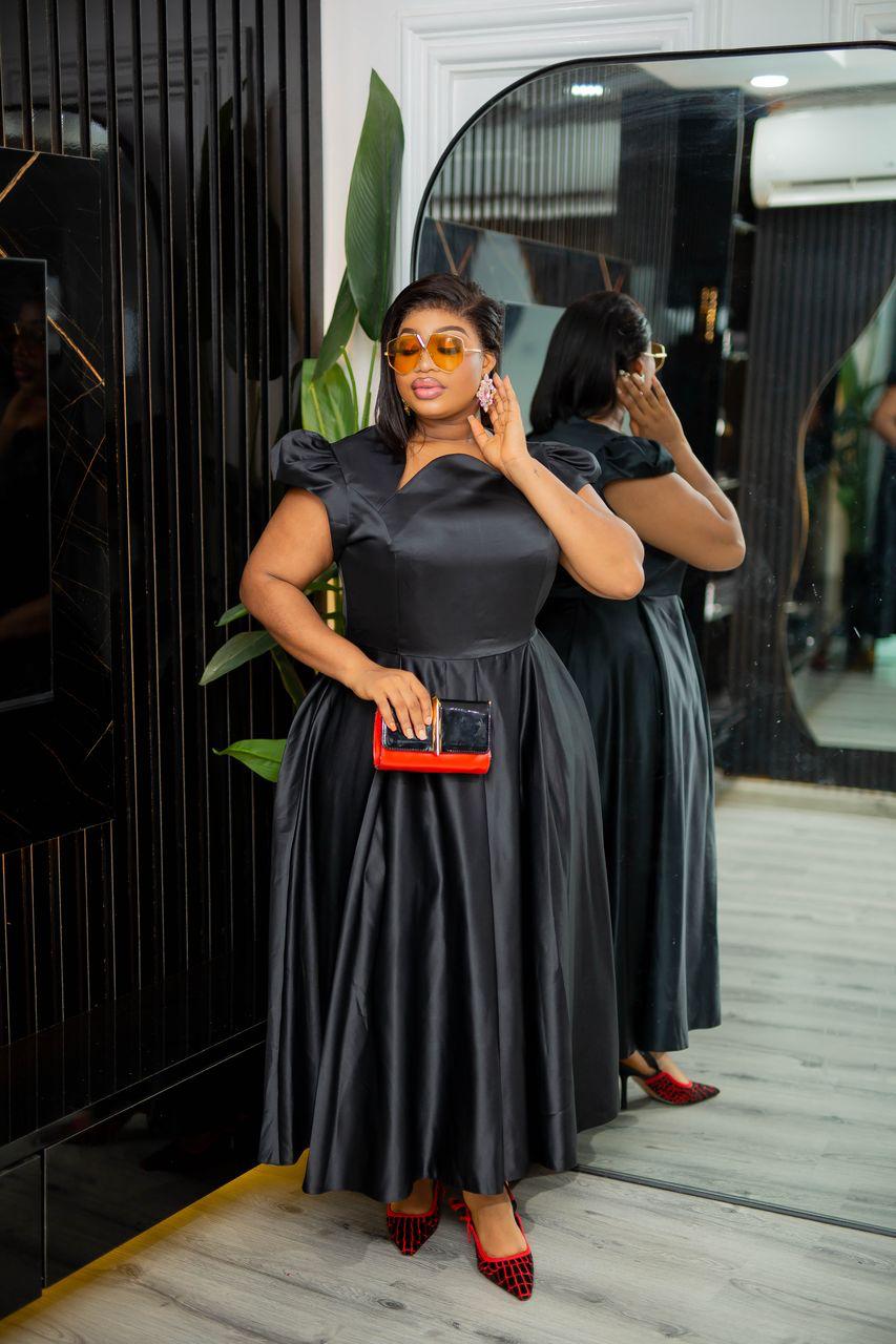 Plus Size Black Evening Dress for Women