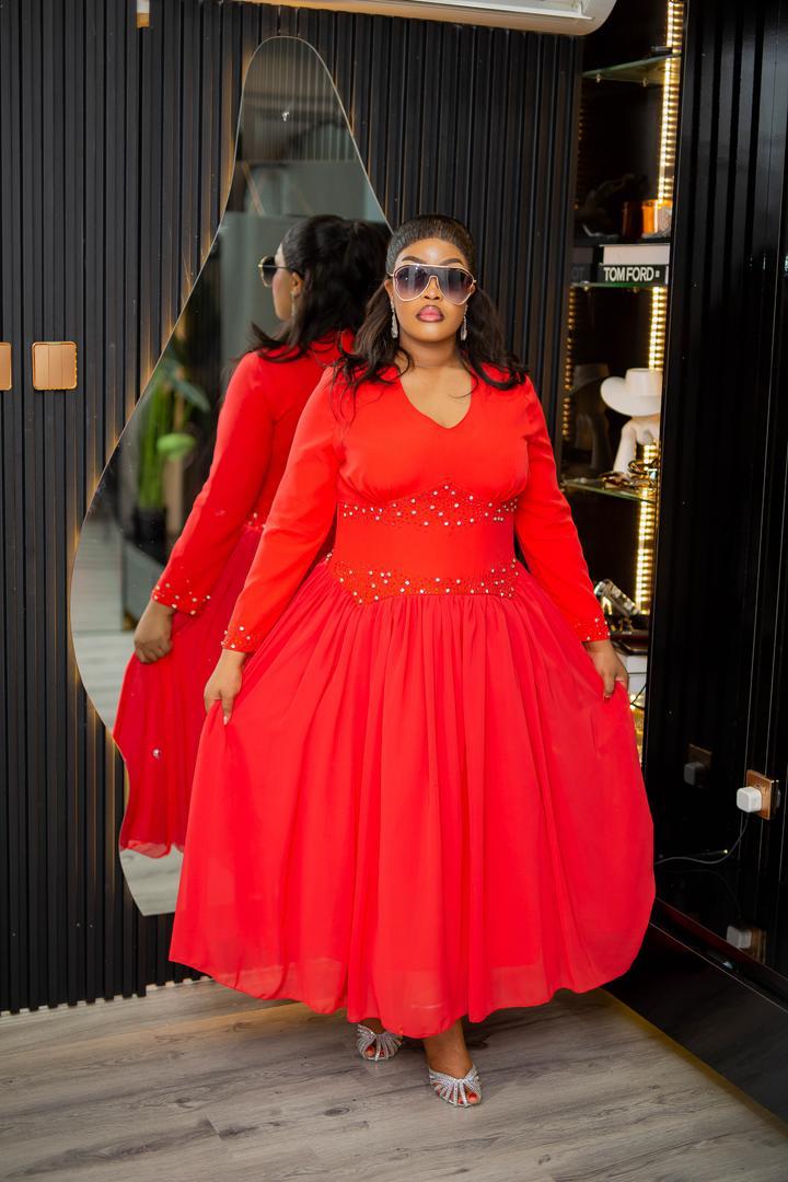 Plus Size Black Evening Dress for Women